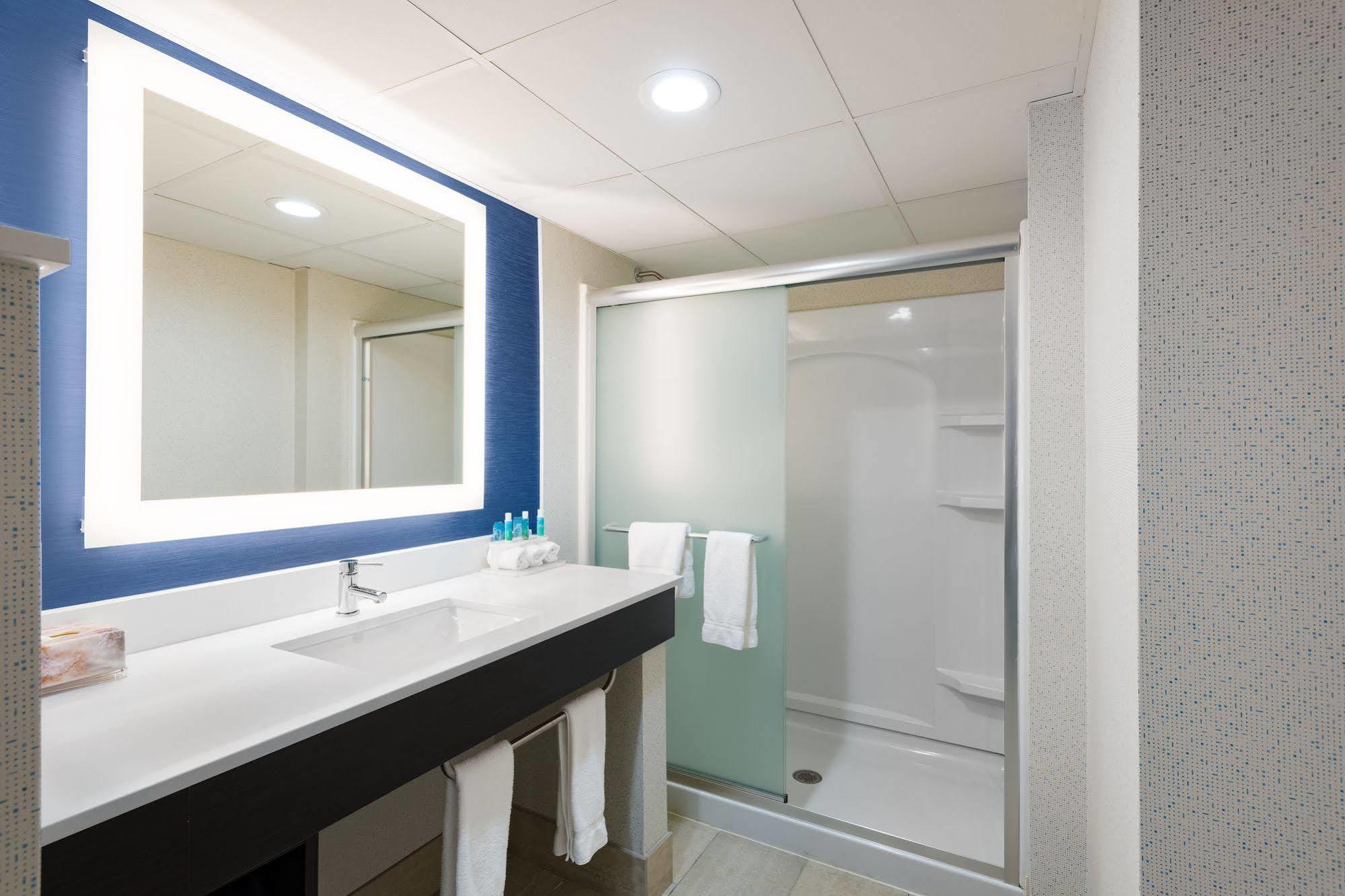 Holiday Inn Express Ramsey Mahwah By Ihg Extérieur photo