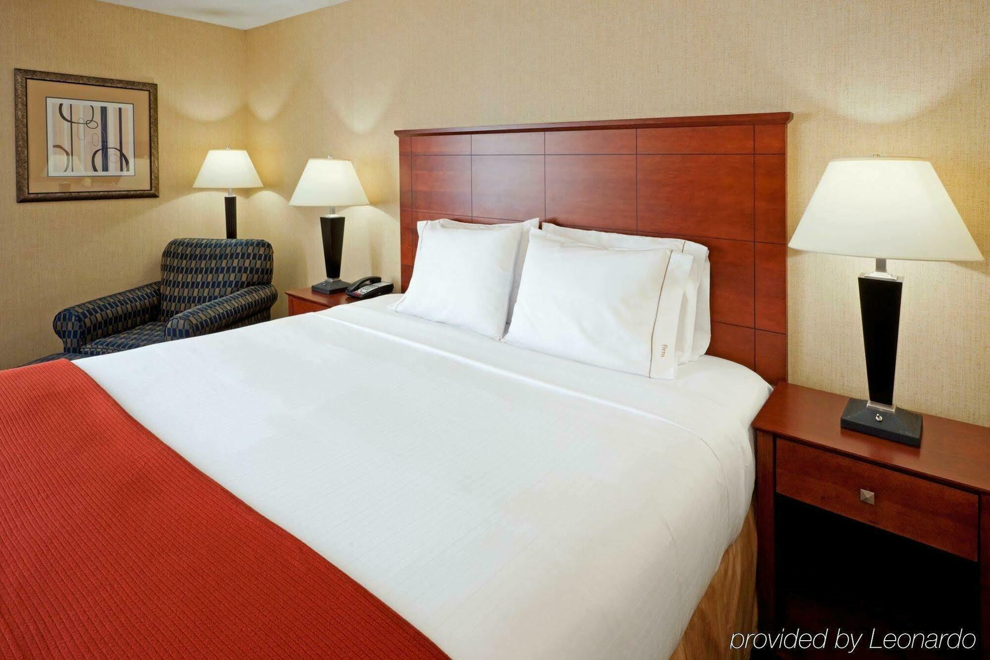 Holiday Inn Express Ramsey Mahwah By Ihg Extérieur photo
